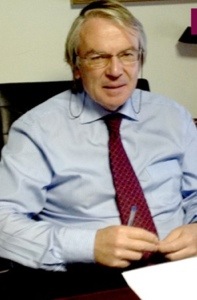 José María Gatell: «El preservativo protege frente al VIH y otras ETS en más de un 90%»