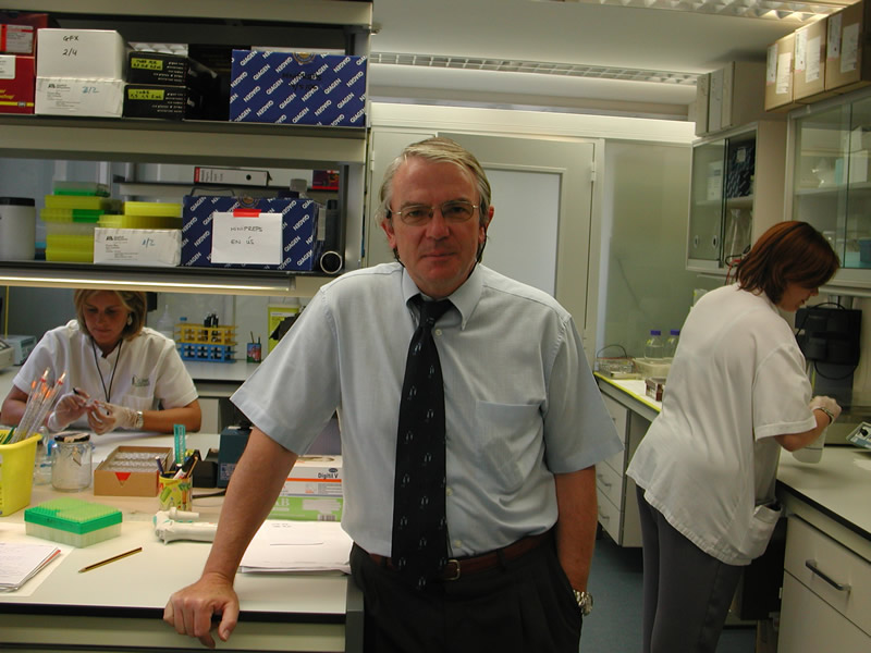 VIH-SIDA y vacunas. Entrevista con el Dr. José María Gatell